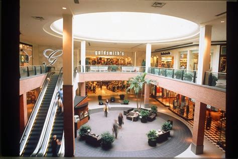 Shoe stores in wolfchase mall - House of Hoops at Wolfchase Galleria® - A Shopping Center in Memphis, TN - A Simon Property. 18°C OPEN 12:00PM - 6:00PM. STORES.